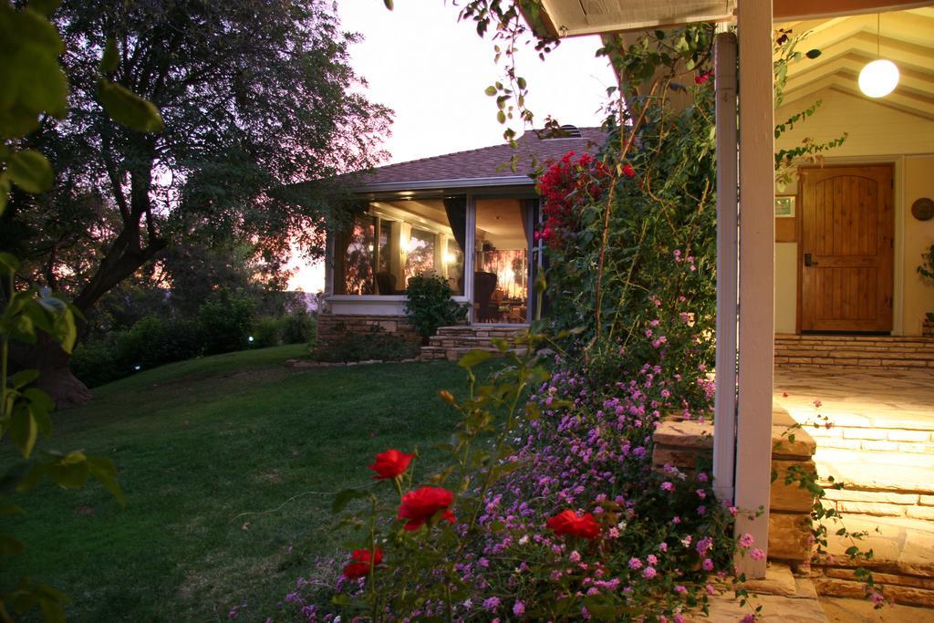 Ojai Retreat & Inn Exterior photo