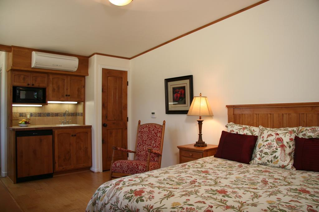 Ojai Retreat & Inn Exterior photo