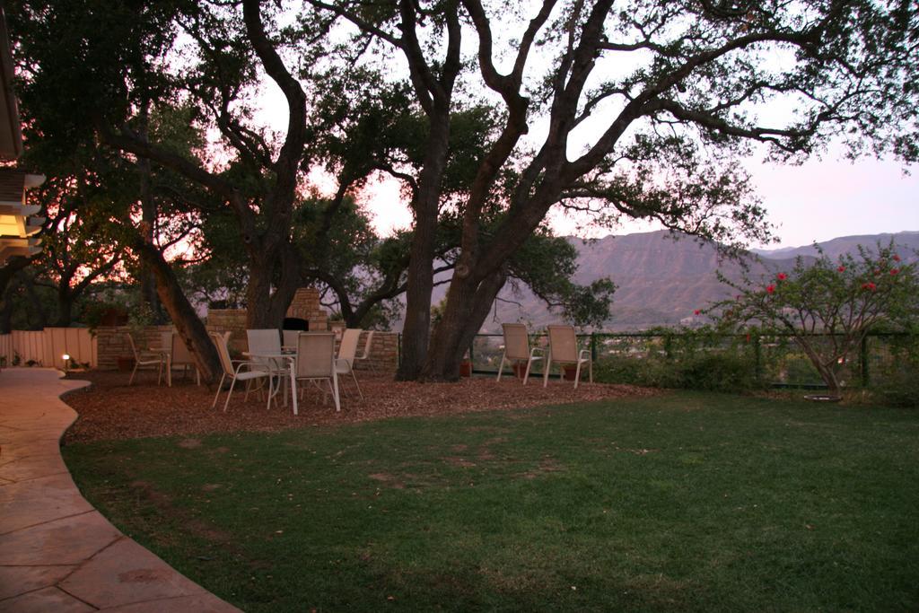 Ojai Retreat & Inn Exterior photo