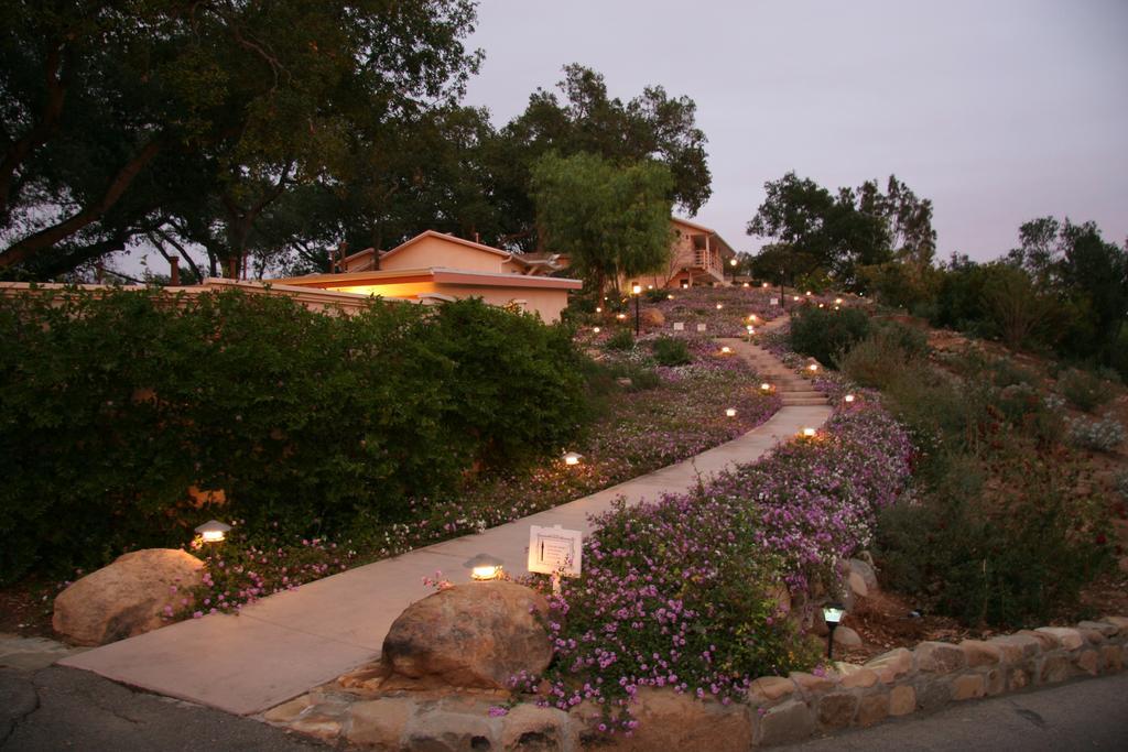 Ojai Retreat & Inn Exterior photo
