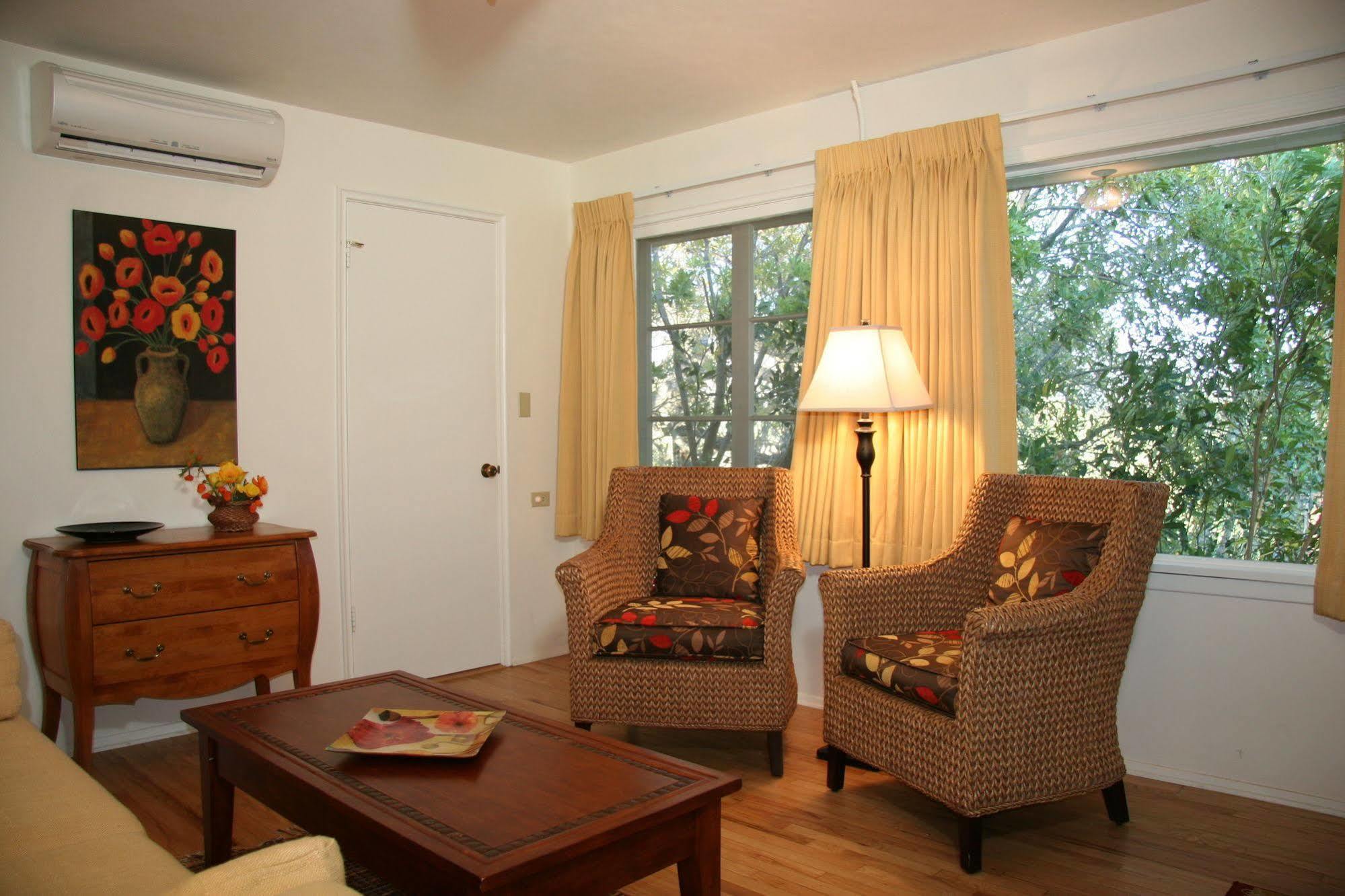 Ojai Retreat & Inn Exterior photo